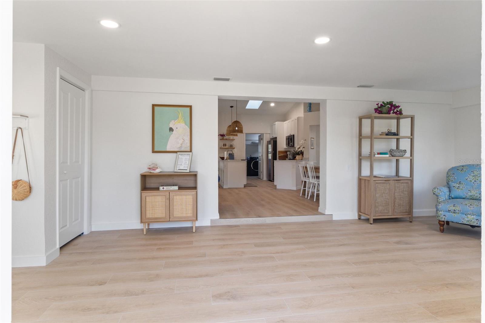 CHARLOTTE PARK - Residential