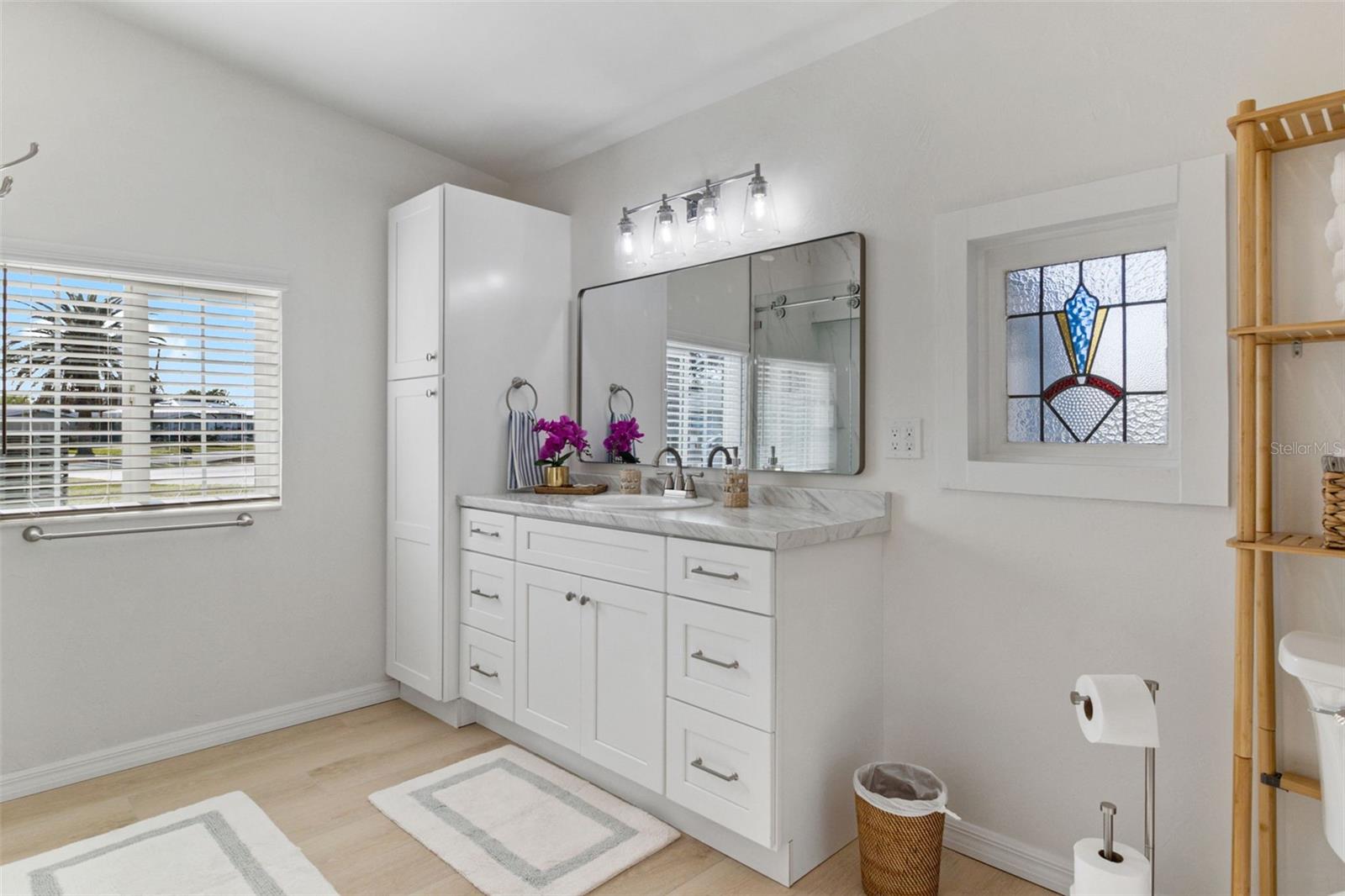 CHARLOTTE PARK - Residential