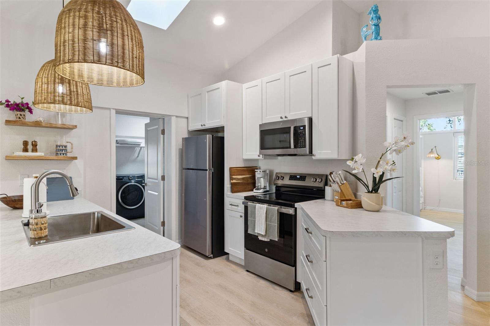 CHARLOTTE PARK - Residential