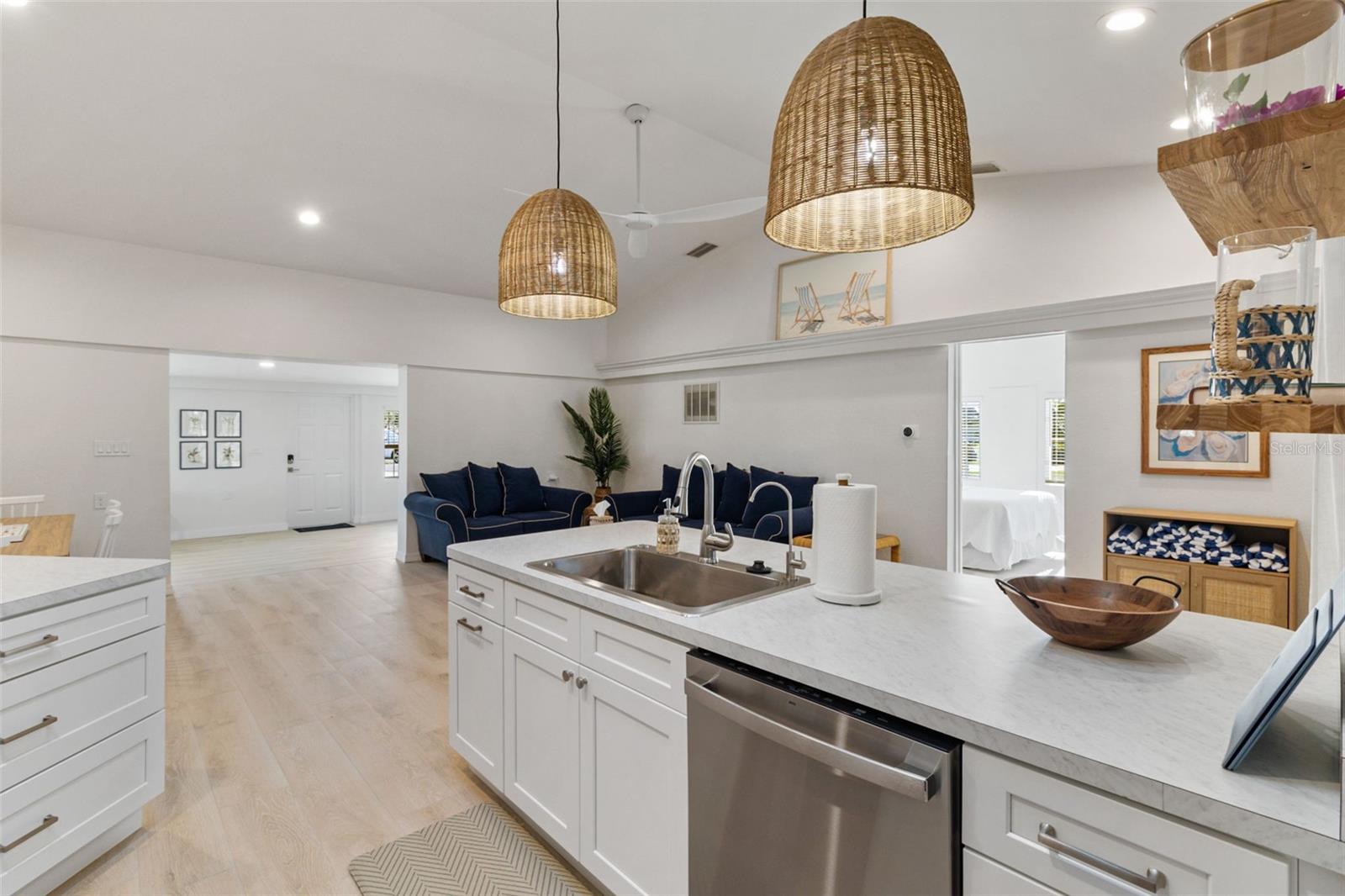 CHARLOTTE PARK - Residential