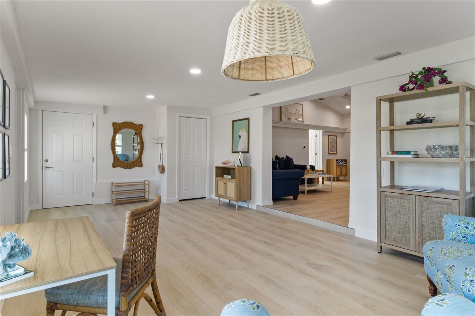 CHARLOTTE PARK - Residential