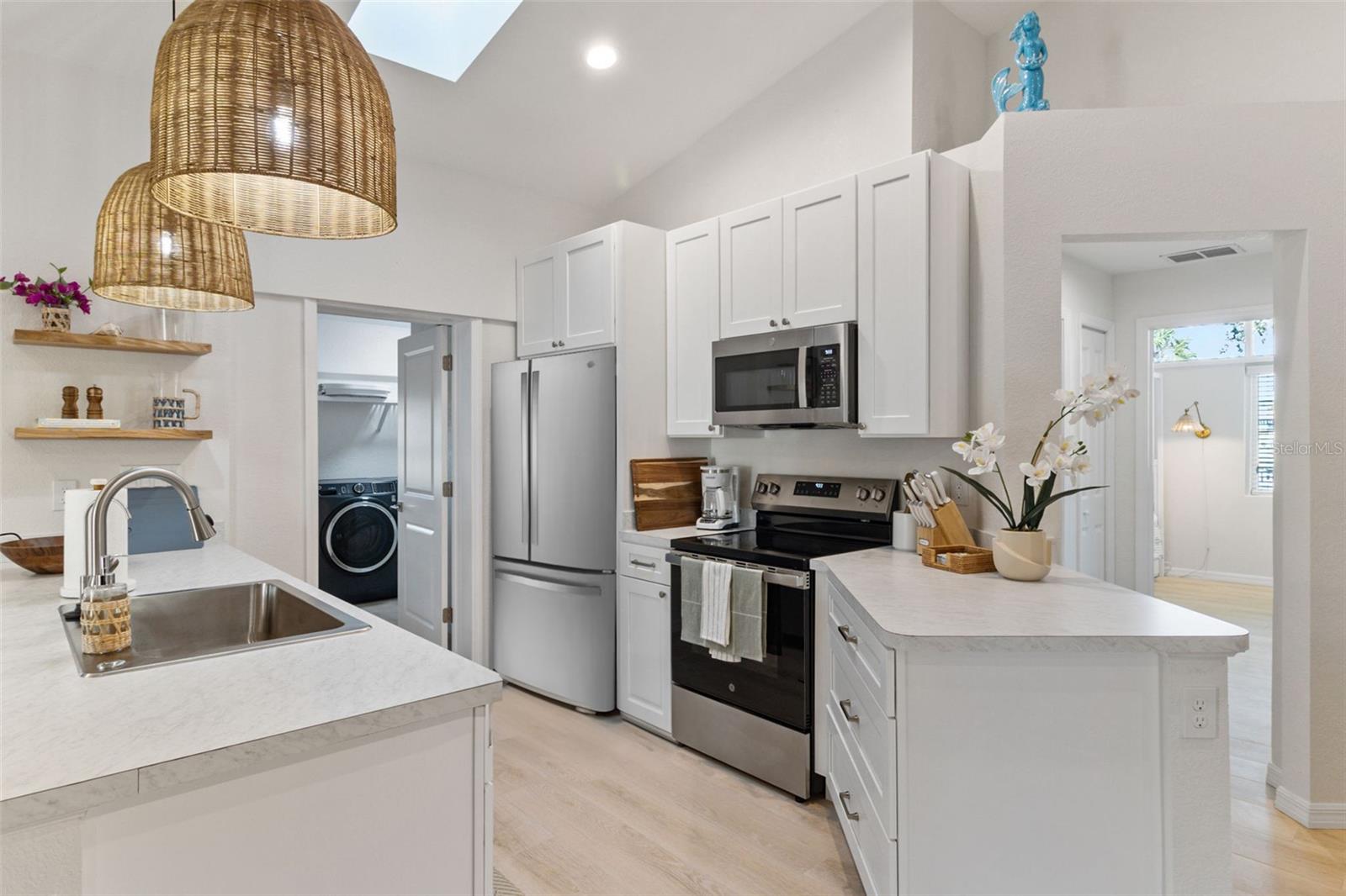 CHARLOTTE PARK - Residential