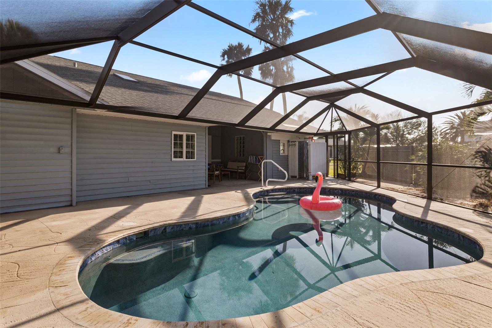 CHARLOTTE PARK - Residential