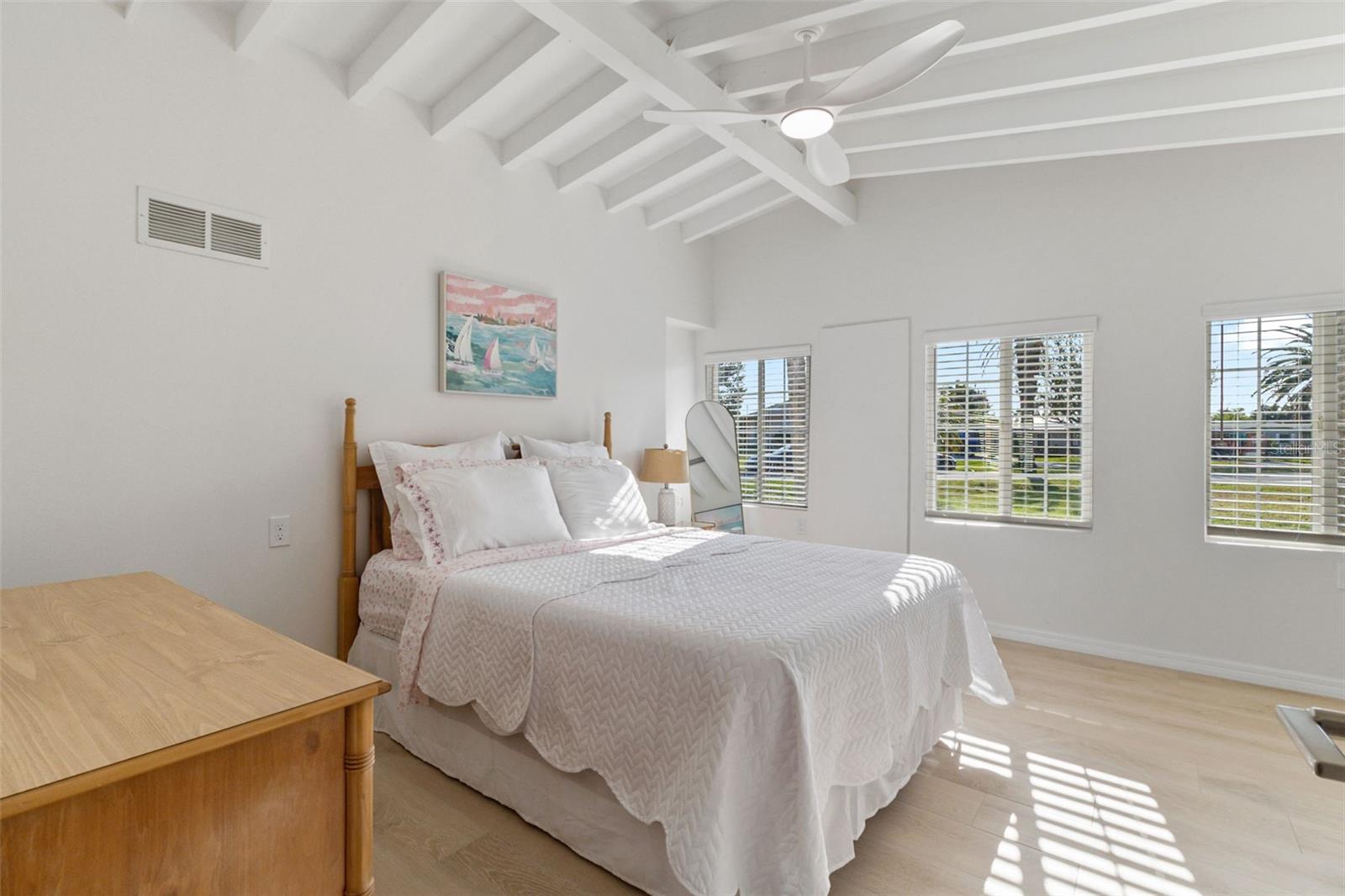 CHARLOTTE PARK - Residential