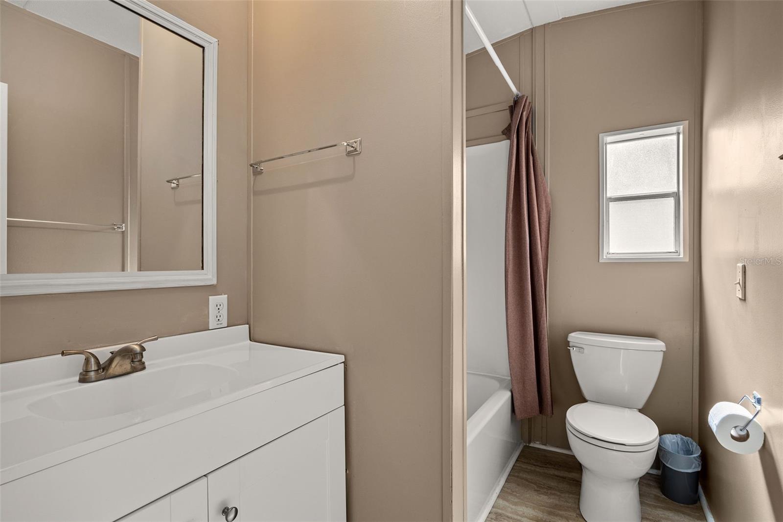 OKAHUMPKA - Residential