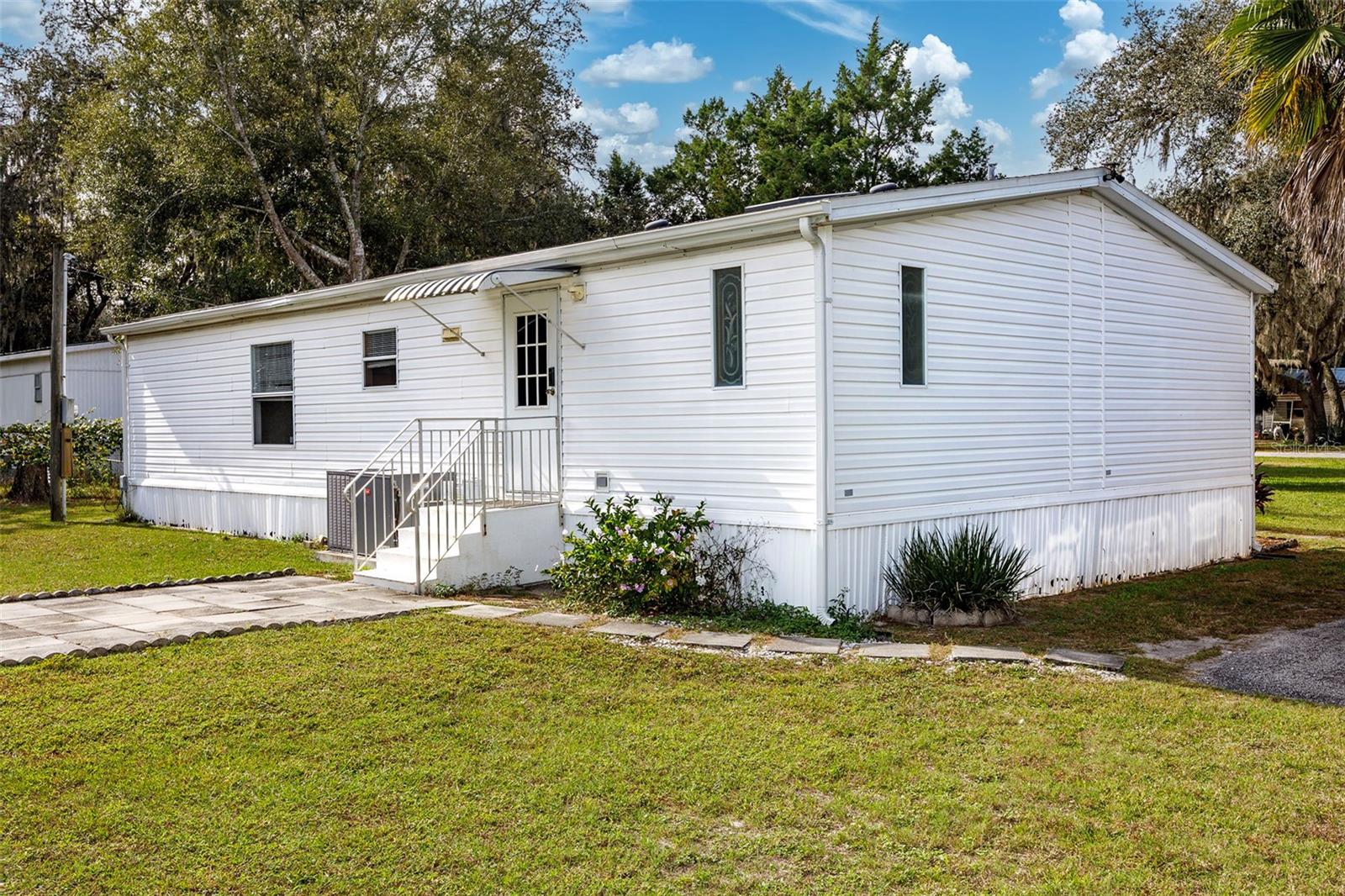 OKAHUMPKA - Residential