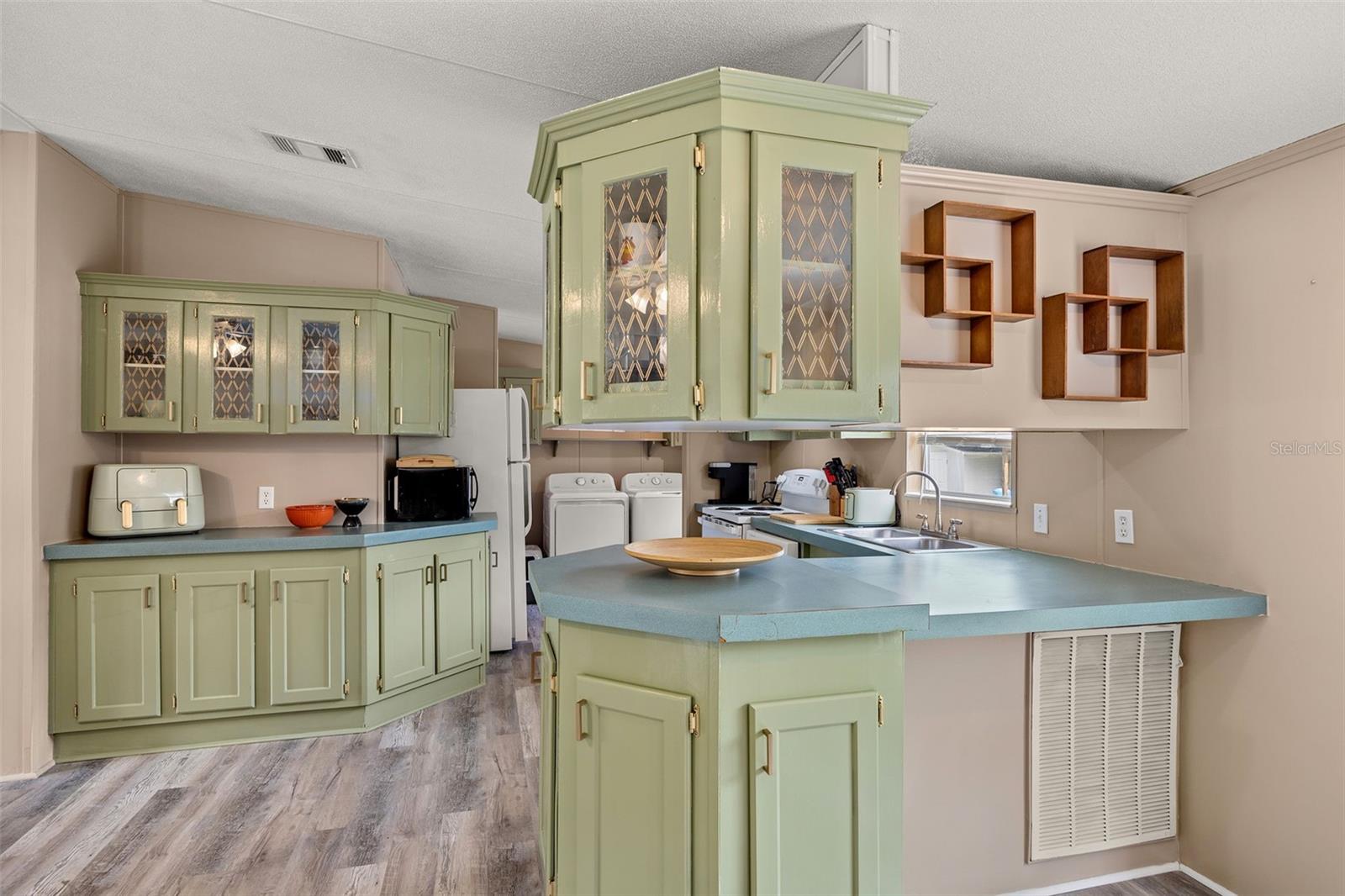 OKAHUMPKA - Residential