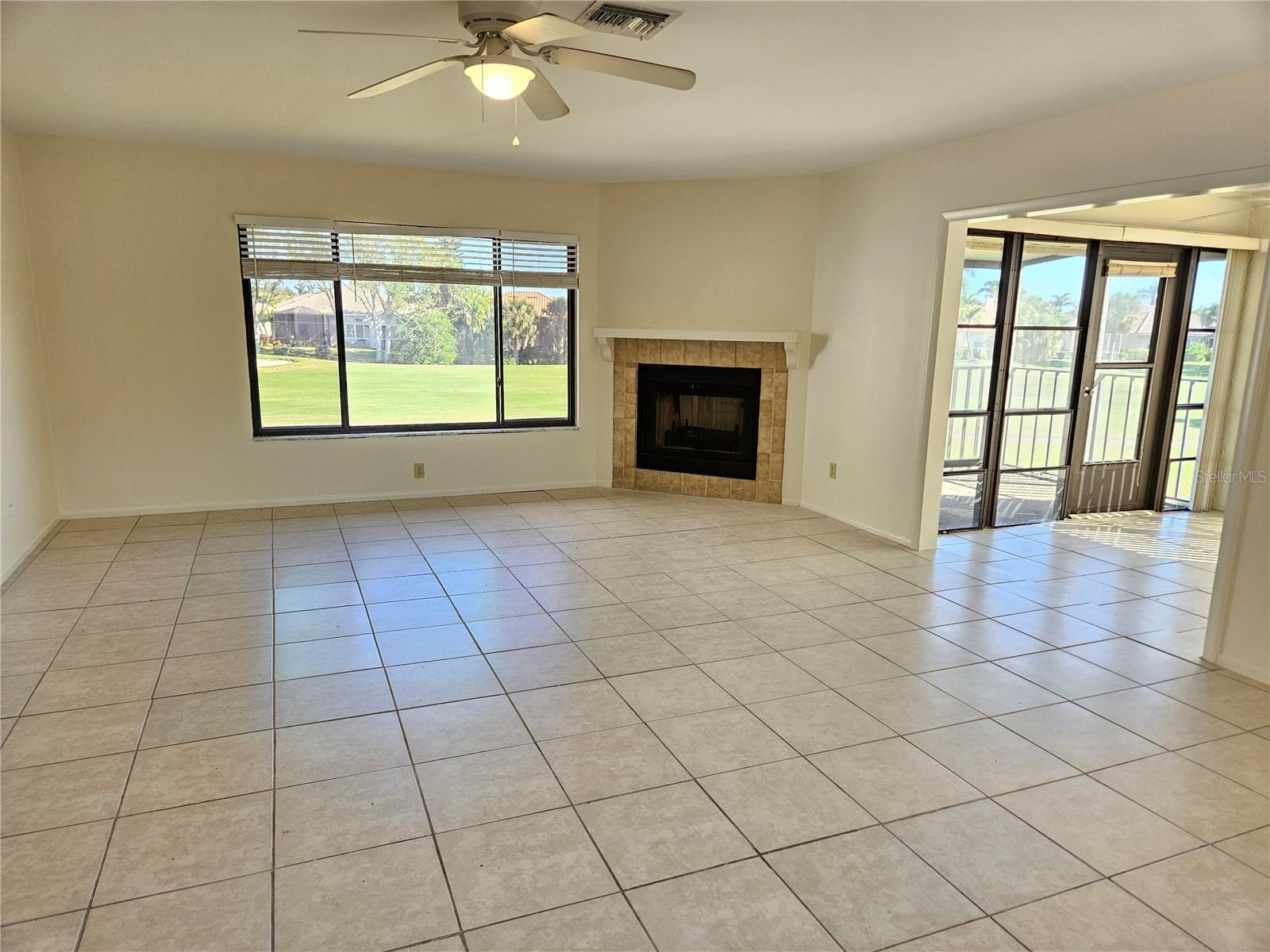 SUMMER GREEN SEC II - Residential Lease