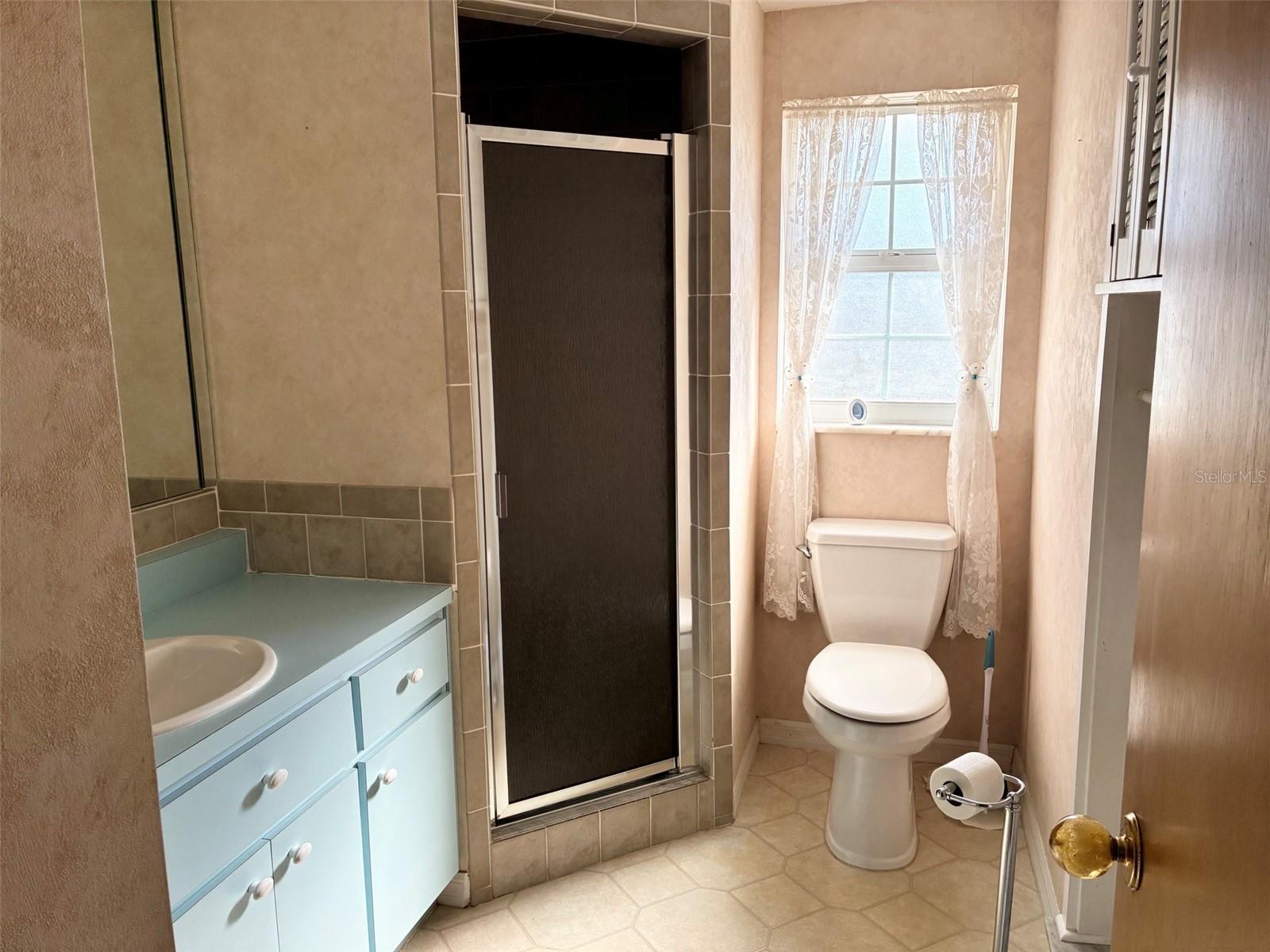 WEST VIEW LAWN - Residential