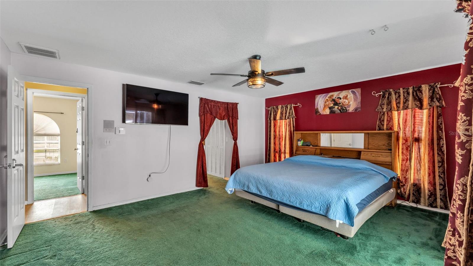 SHERWOOD LAKES - Residential