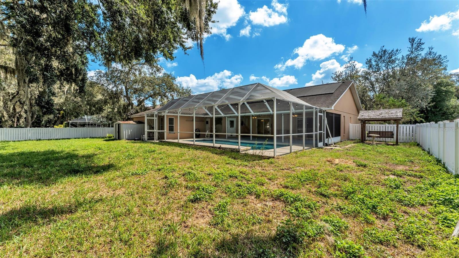 SHERWOOD LAKES - Residential