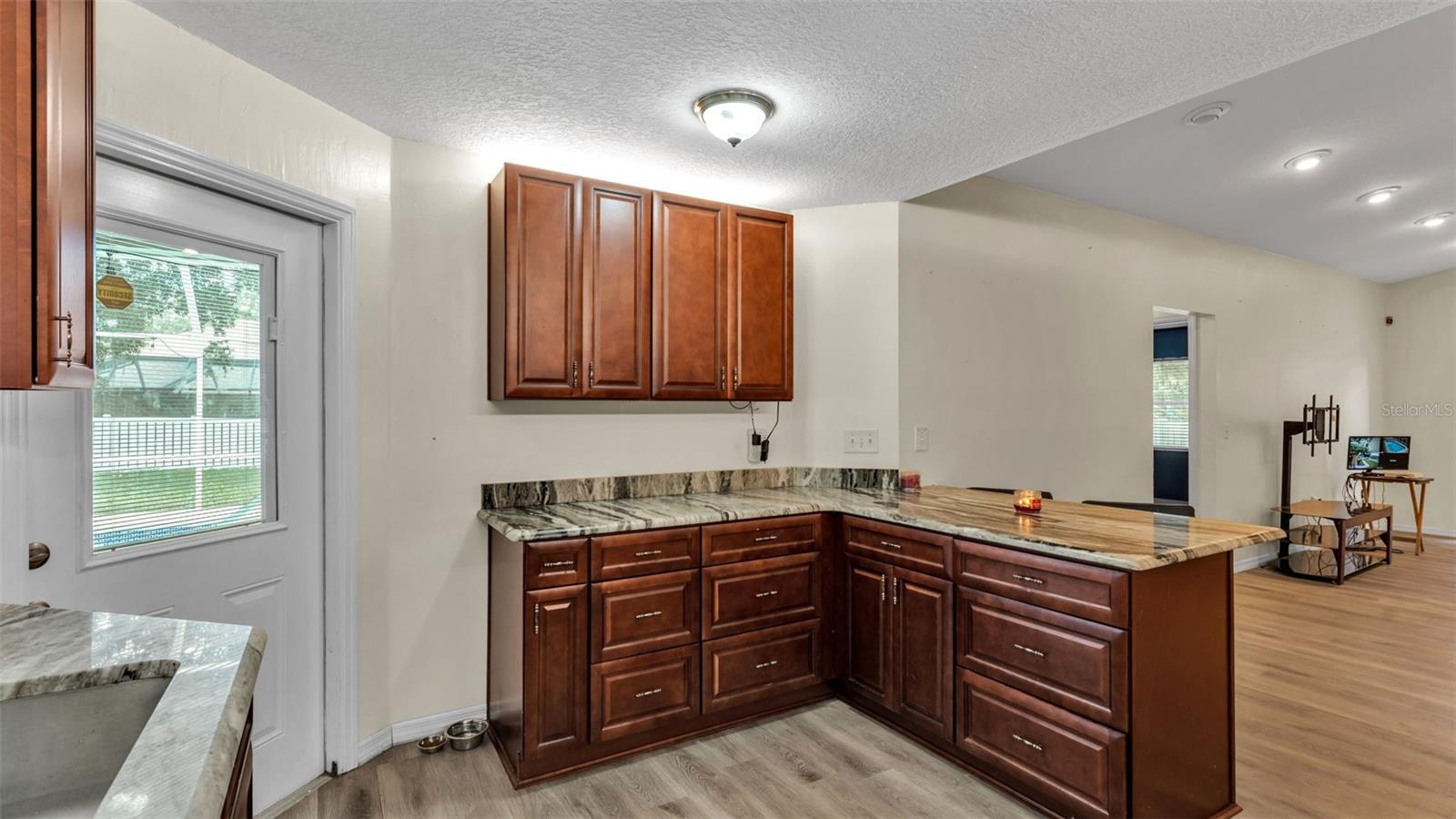 SHERWOOD LAKES - Residential