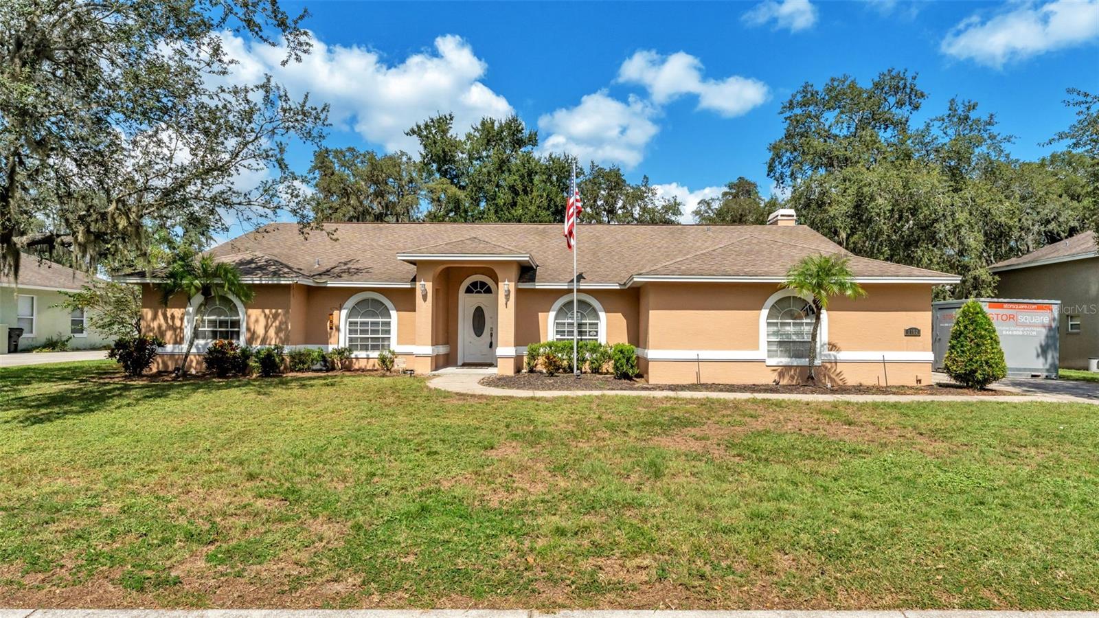 SHERWOOD LAKES - Residential
