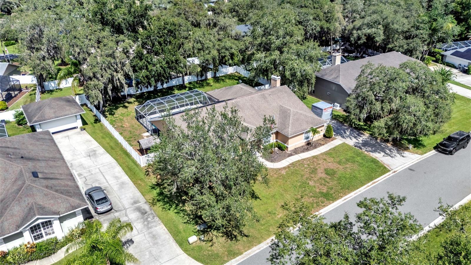 SHERWOOD LAKES - Residential