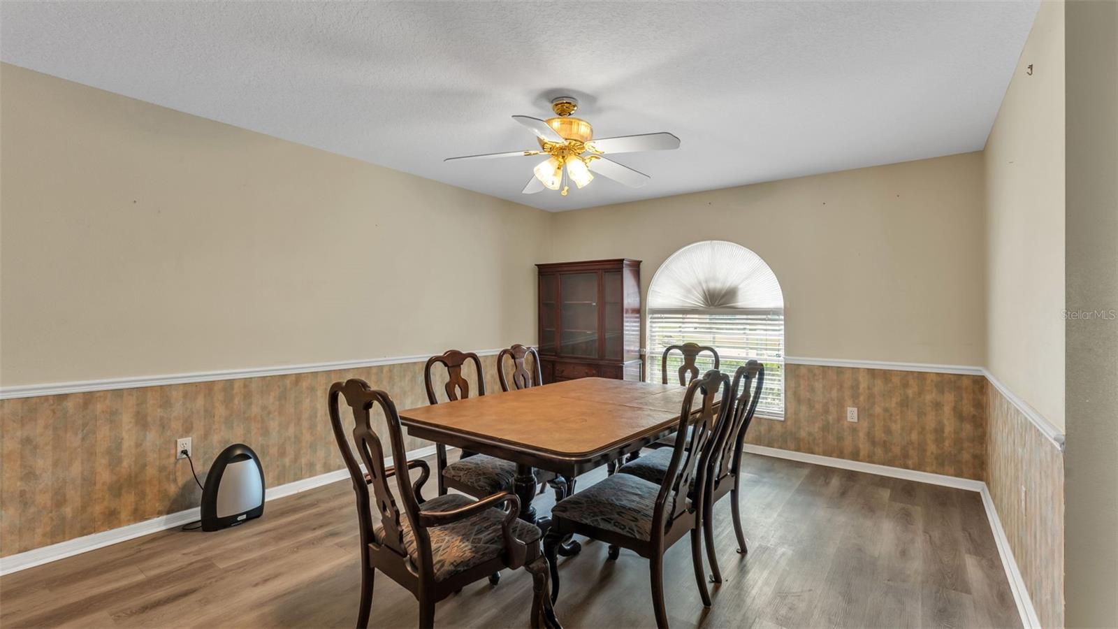 SHERWOOD LAKES - Residential