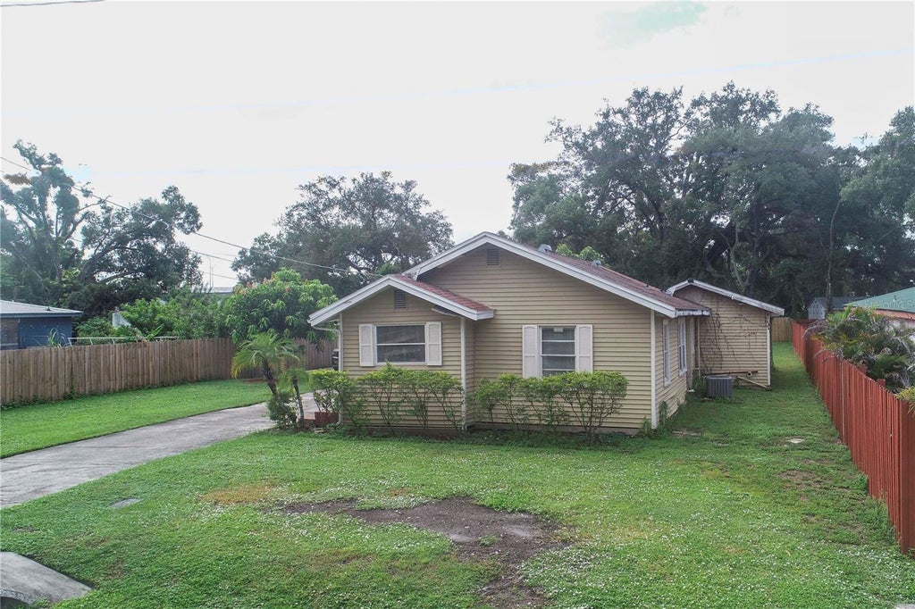 Photo of 8107 E 19th Avenue, Tampa, FL 33619 (MLS # W7889366)