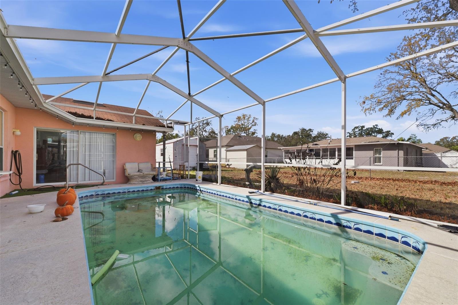 SPRING HILL - Residential