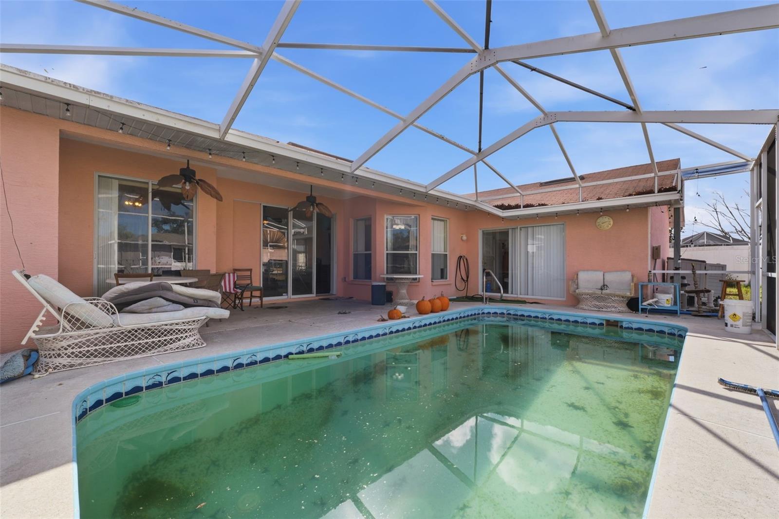 SPRING HILL - Residential