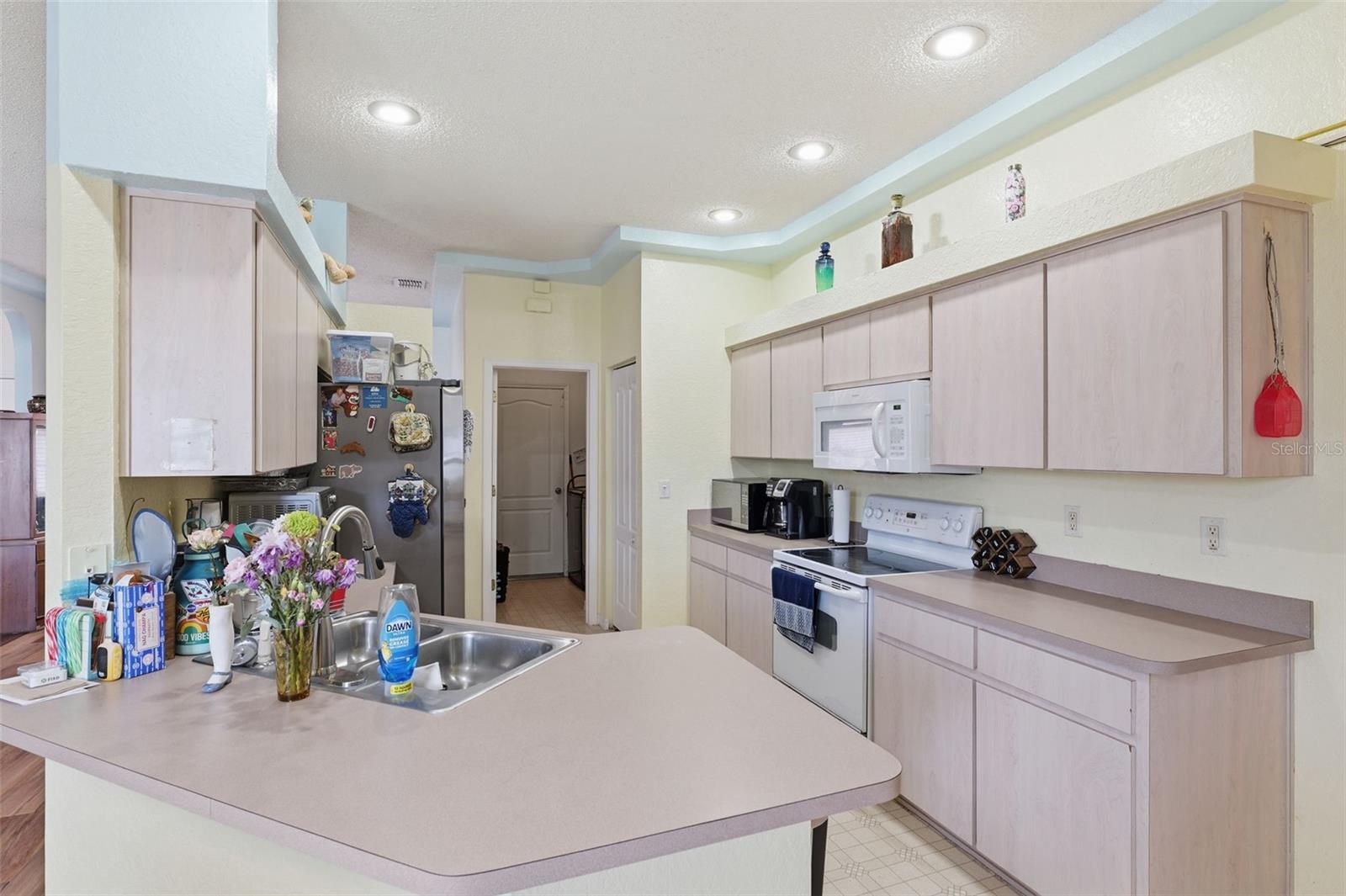 SPRING HILL - Residential