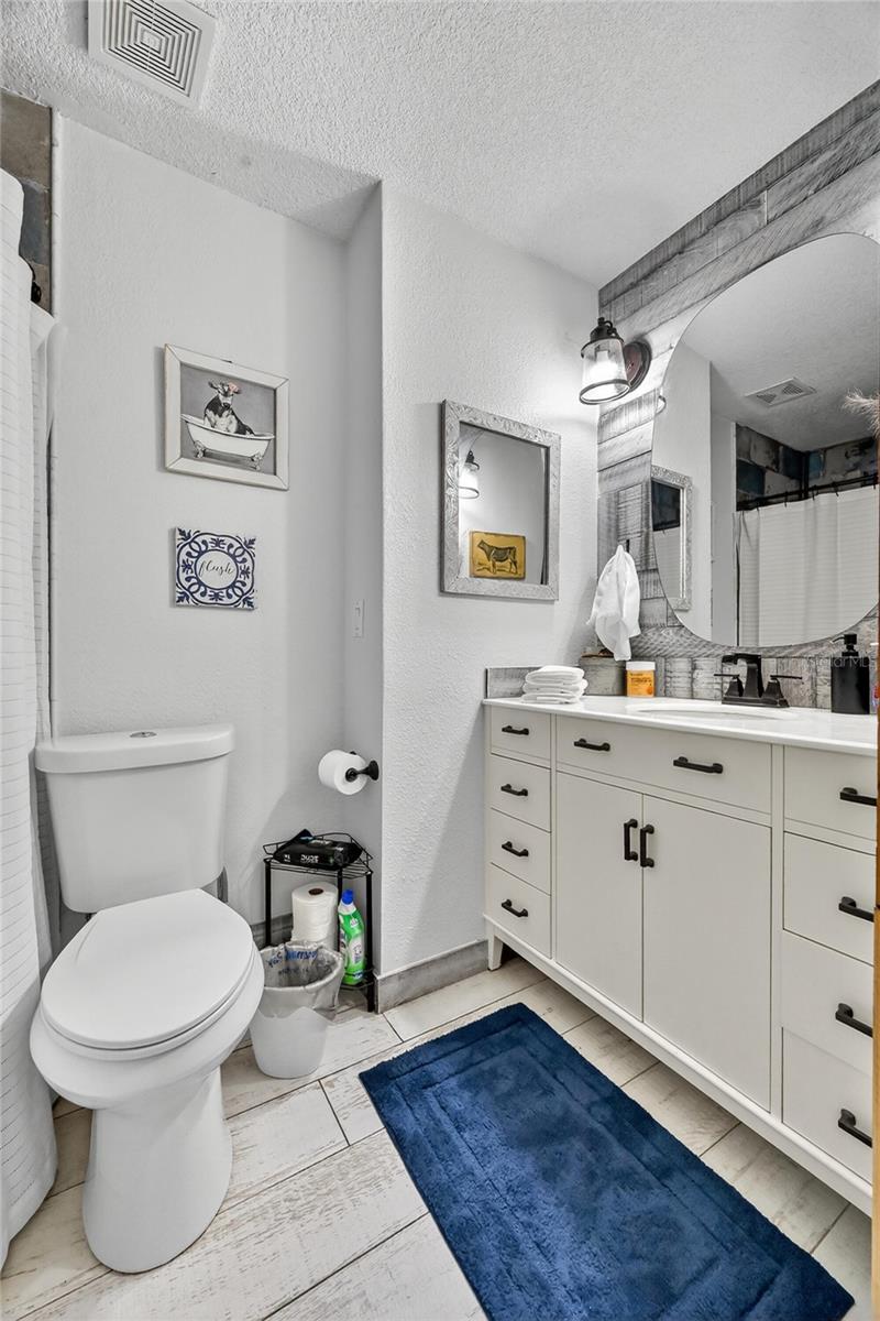 SUNSHINE RANCHETTES - Residential