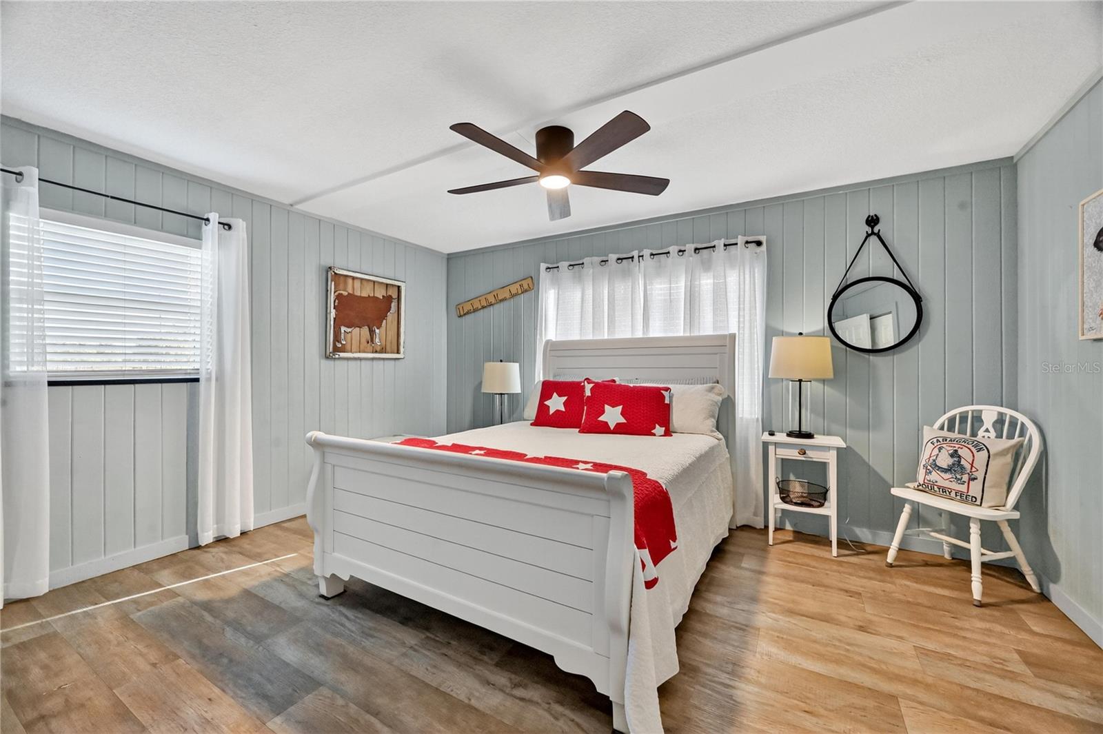 SUNSHINE RANCHETTES - Residential