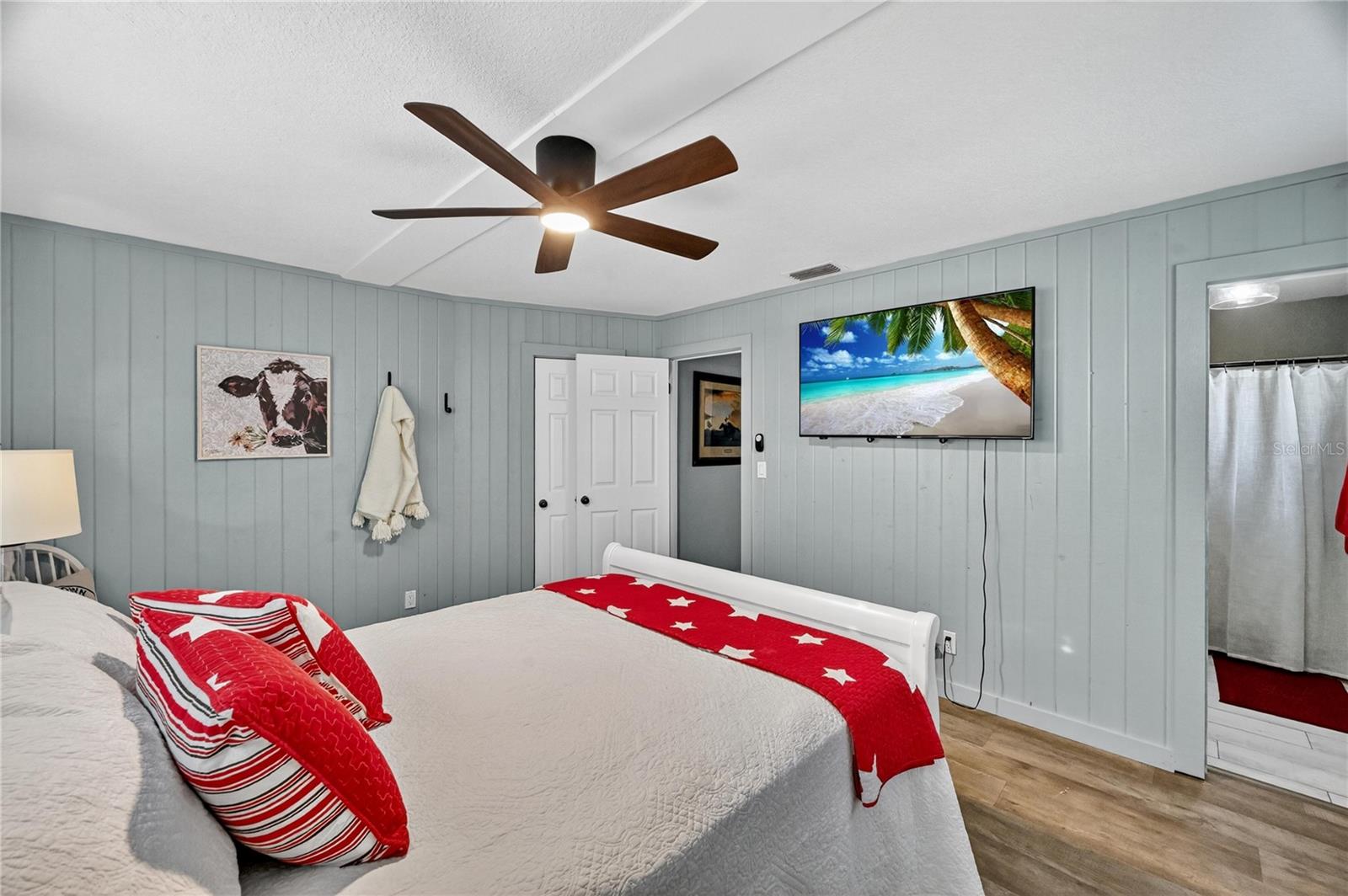 SUNSHINE RANCHETTES - Residential