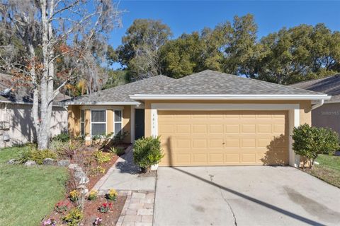 Photo of 1614 Wekiva Crossing Boulevard, Apopka, FL 32703 (MLS # G5107133)