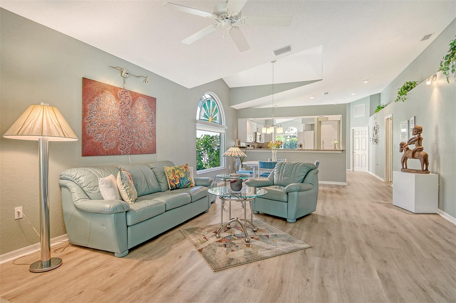 PINEHURST VILLAGE SEC 1 PH B&G - Residential