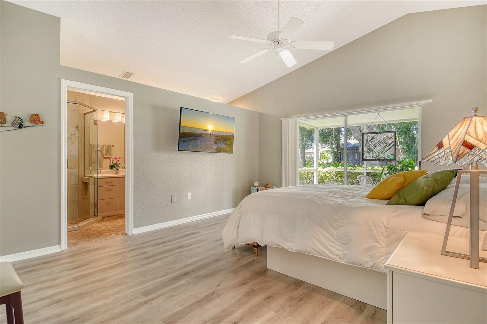 PINEHURST VILLAGE SEC 1 PH B&G - Residential