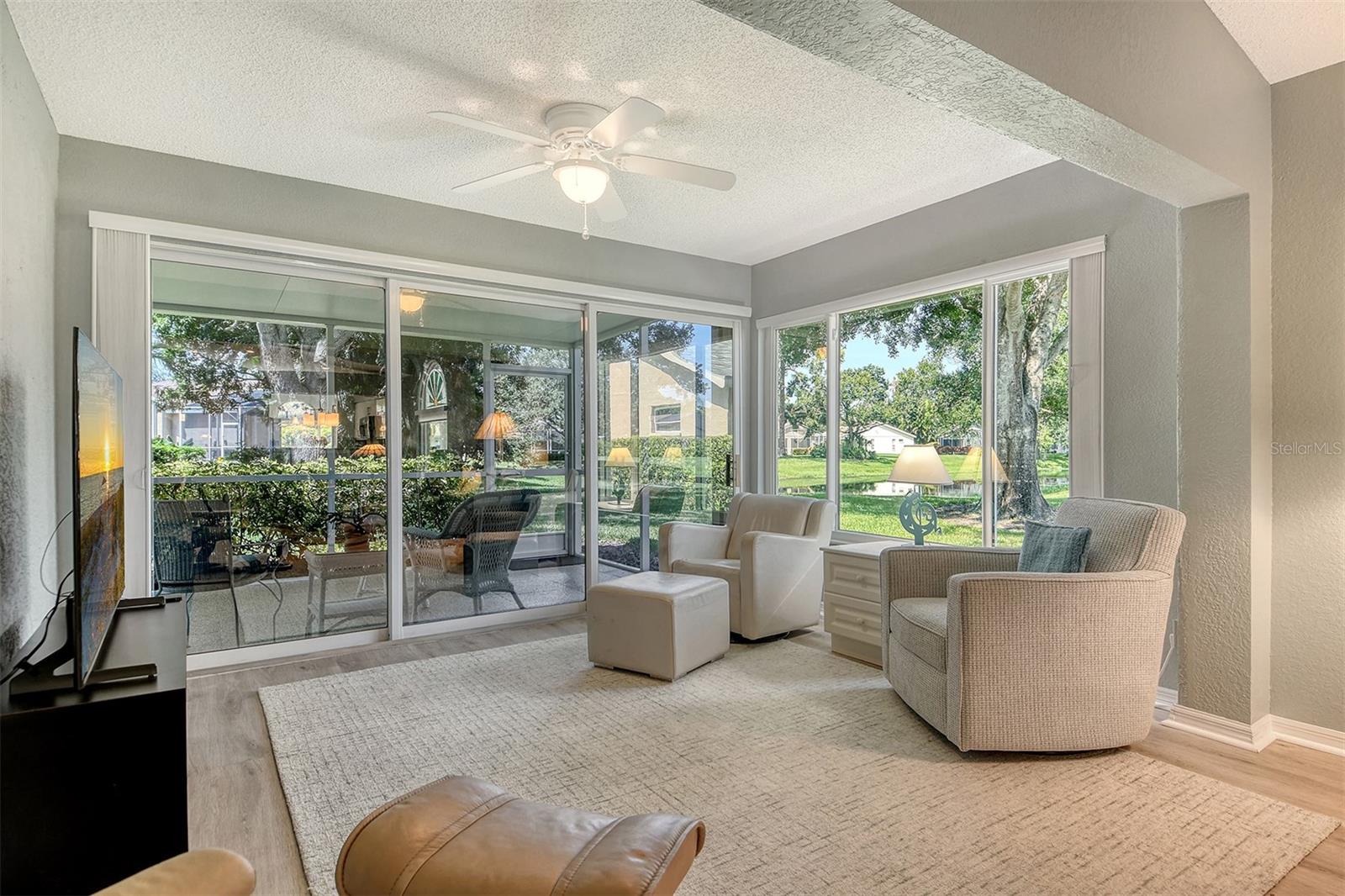 PINEHURST VILLAGE SEC 1 PH B&G - Residential