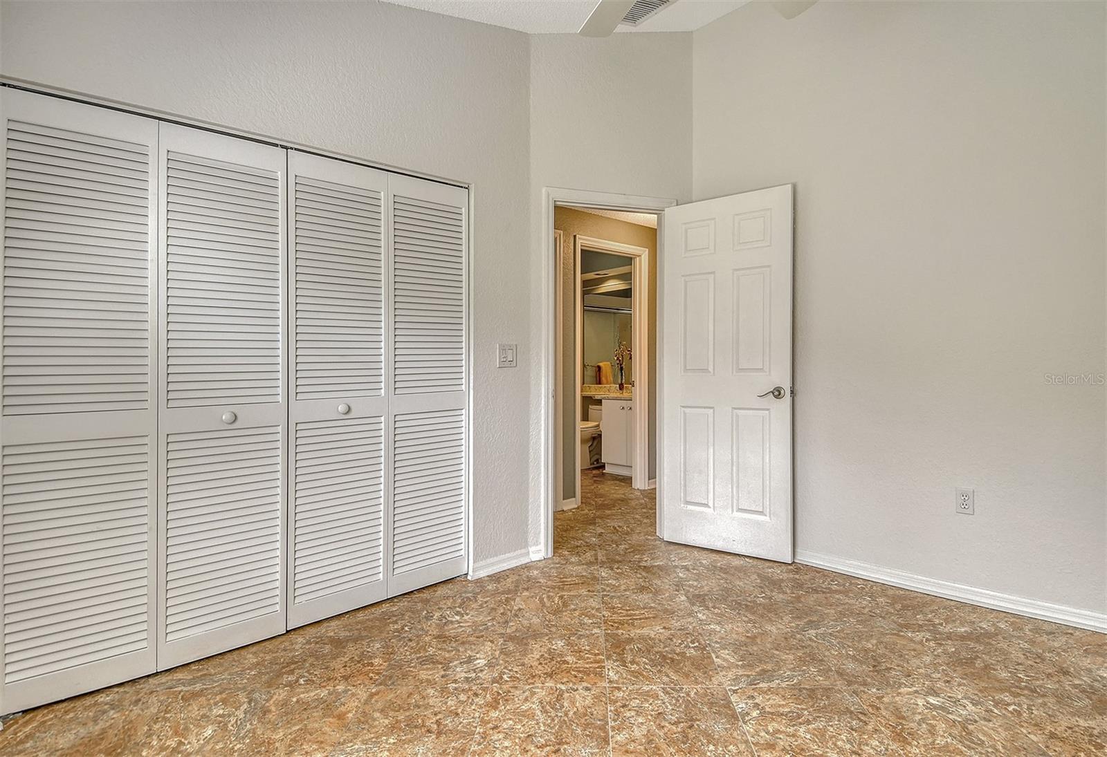 PINEHURST VILLAGE SEC 1 PH B&G - Residential