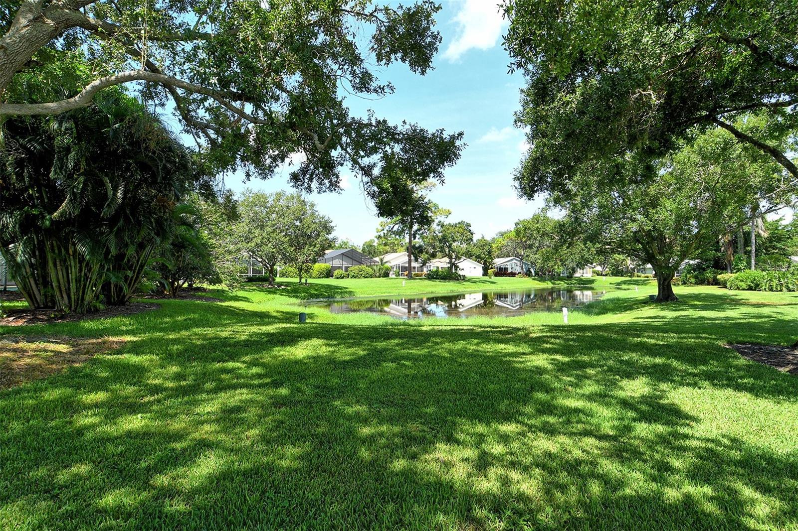 PINEHURST VILLAGE SEC 1 PH B&G - Residential