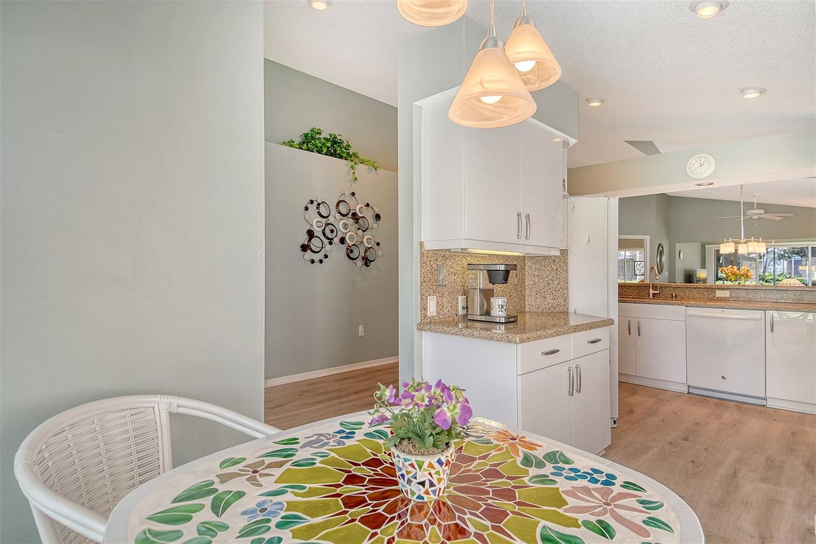4920 LINSEY COURT