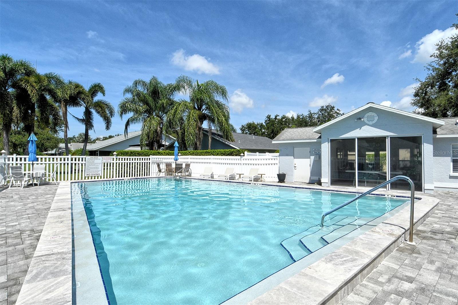 PINEHURST VILLAGE SEC 1 PH B&G - Residential