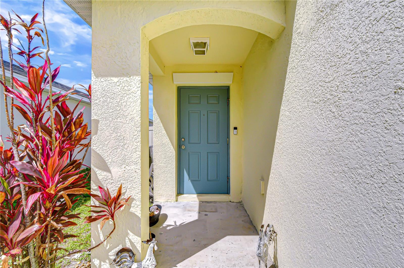 6823 HAZELNUT SPICE DRIVE