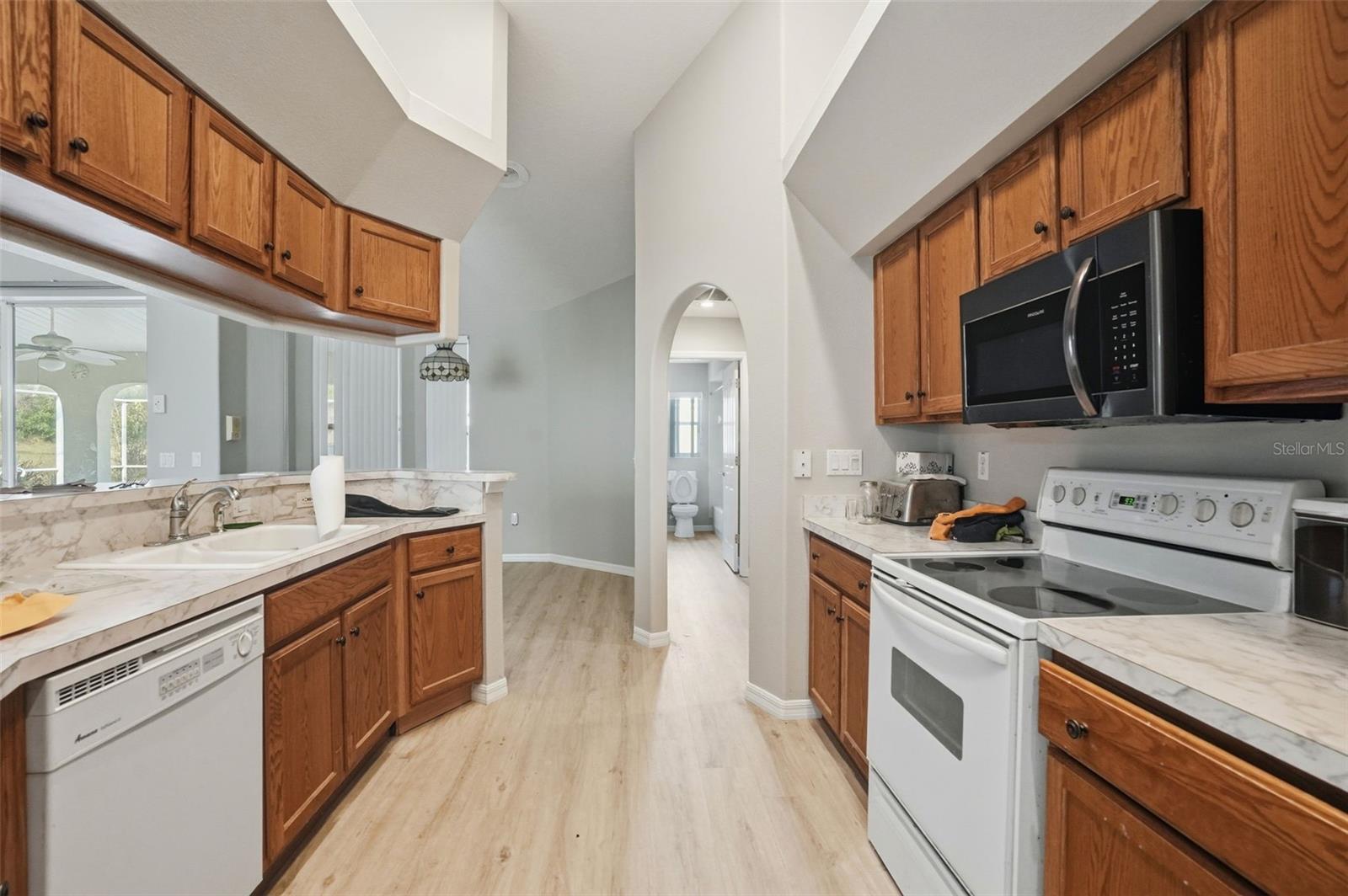 ROYAL HIGHLANDS - Residential