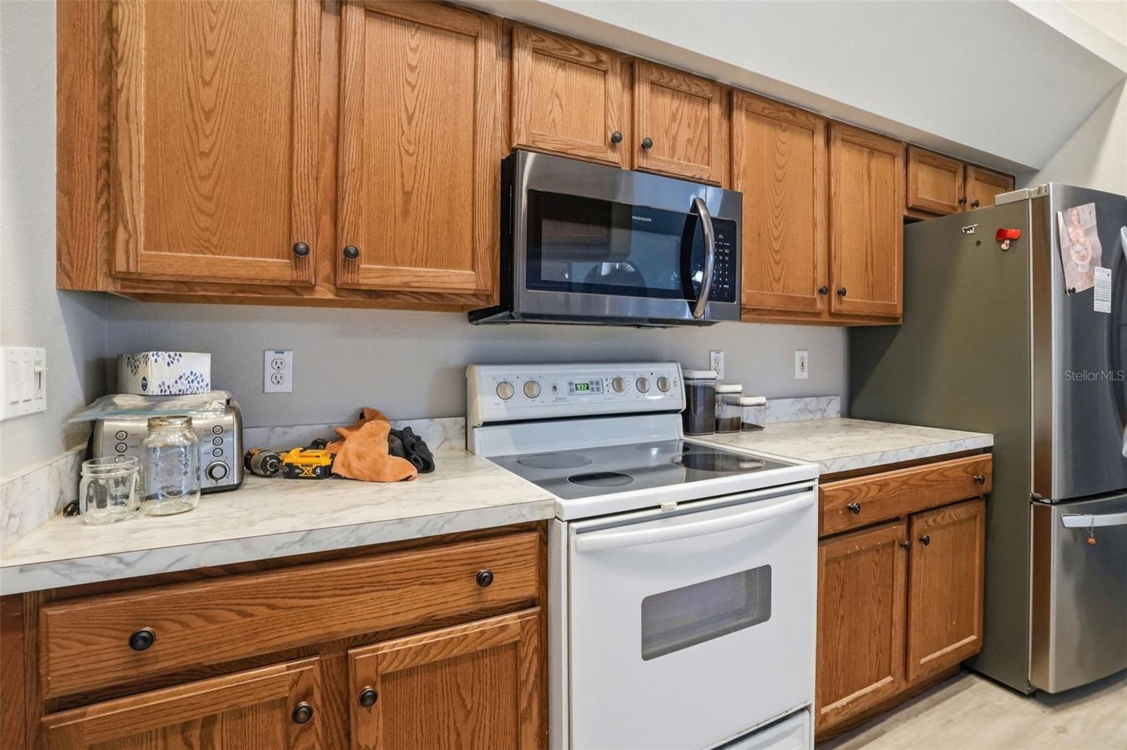 ROYAL HIGHLANDS - Residential