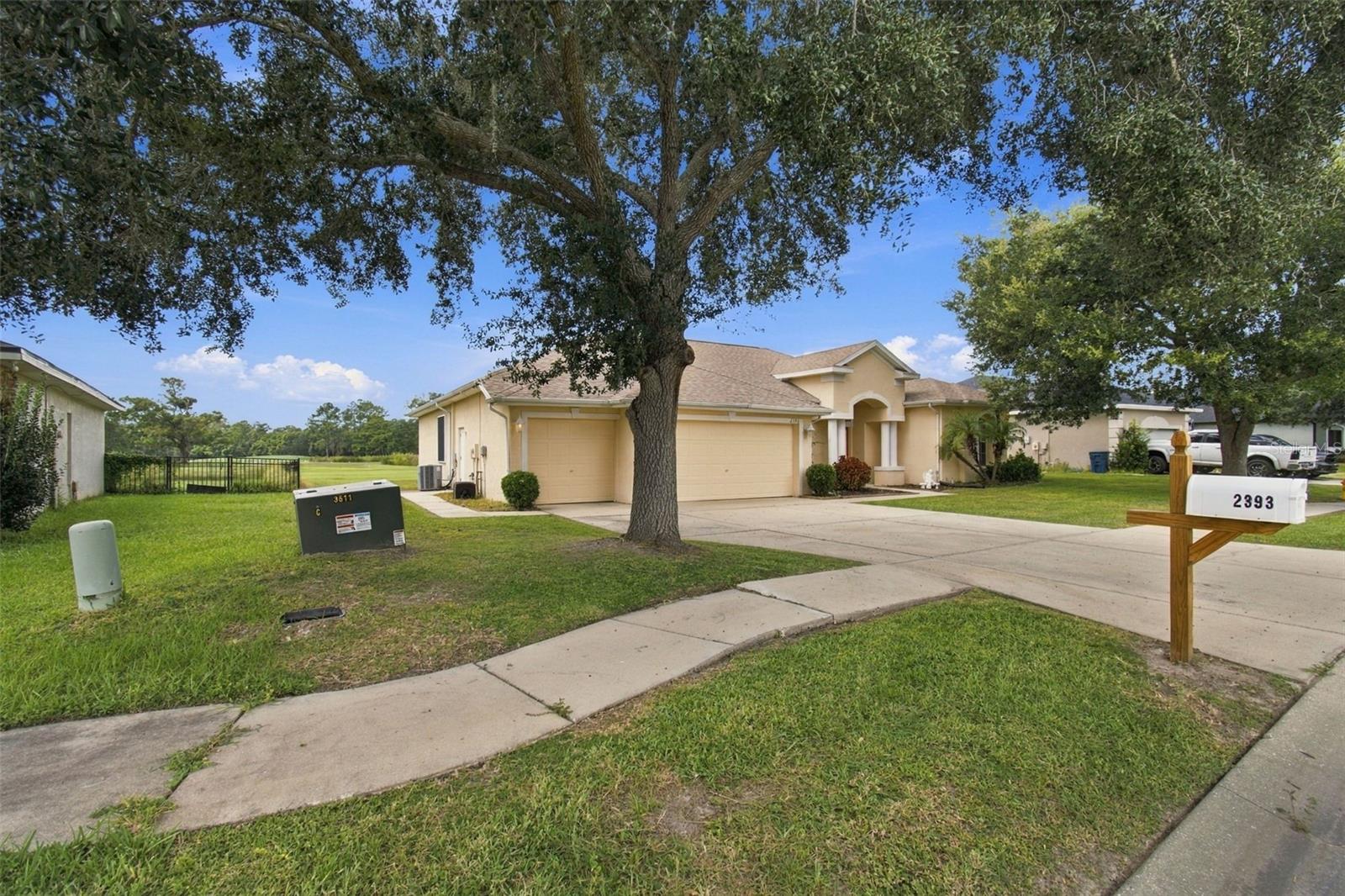 2393 OLD OAK TRAIL