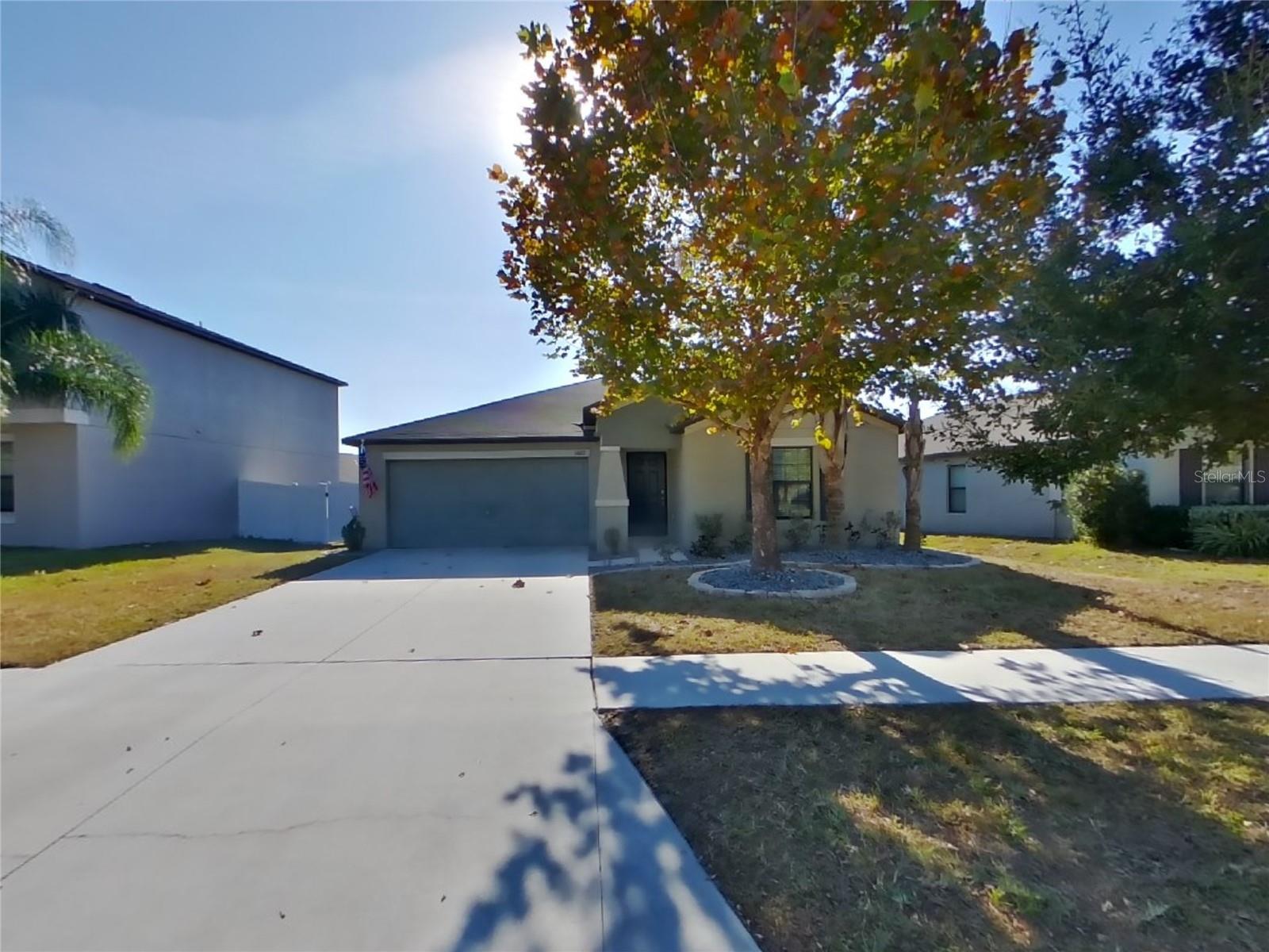 CARLTON LAKES WEST PH 1 & - Residential Lease