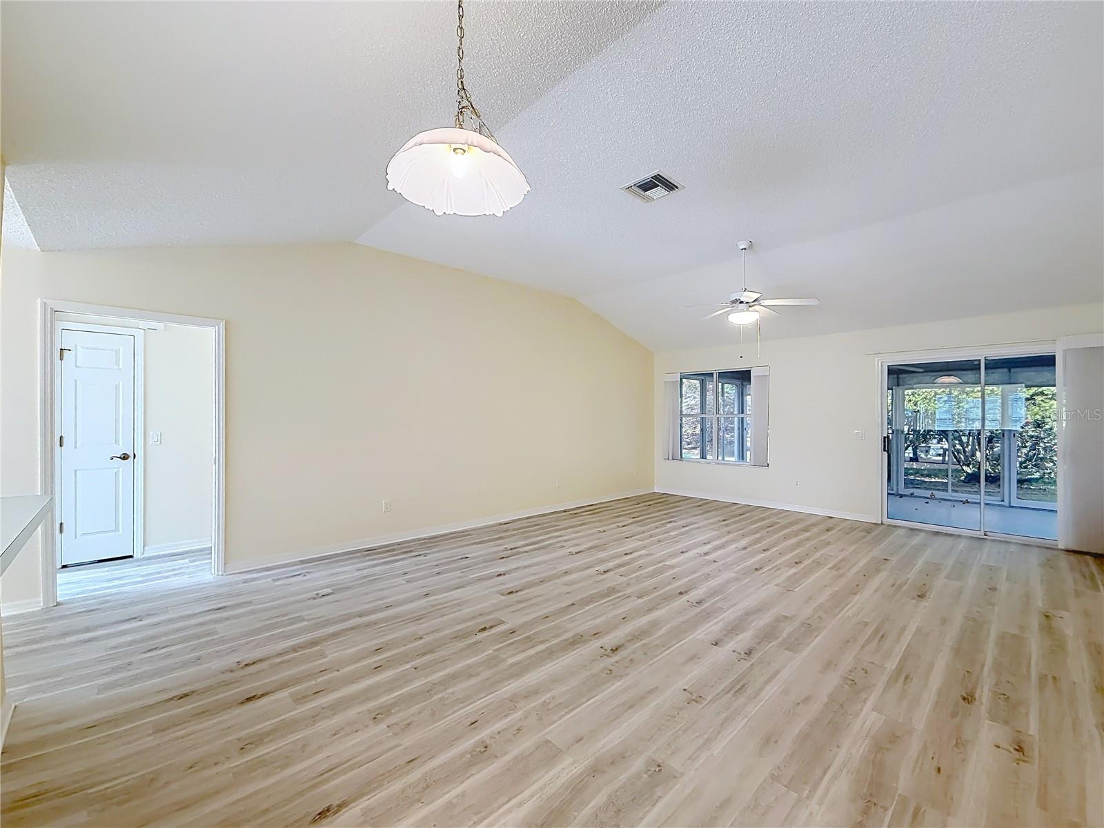 VILLAGES SUMTER - Residential