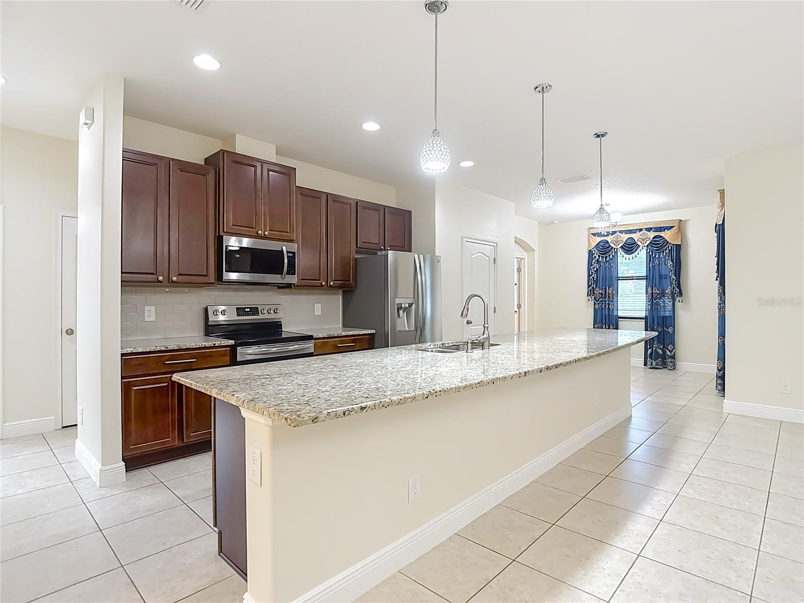 CROWN POINTE - Residential