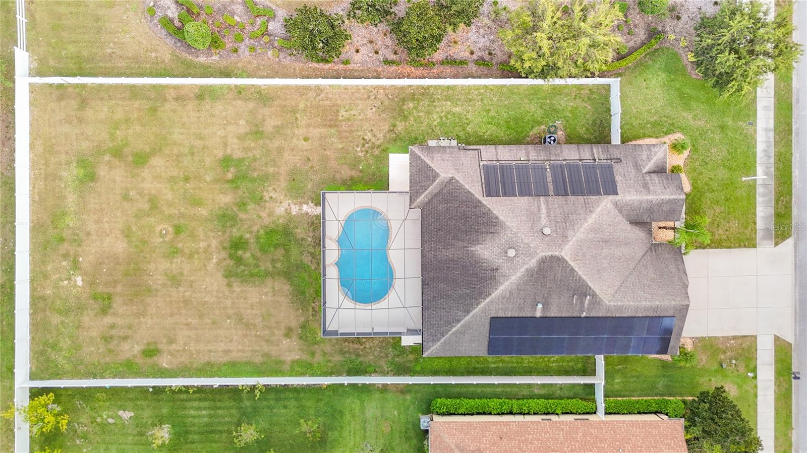 CROWN POINTE - Residential