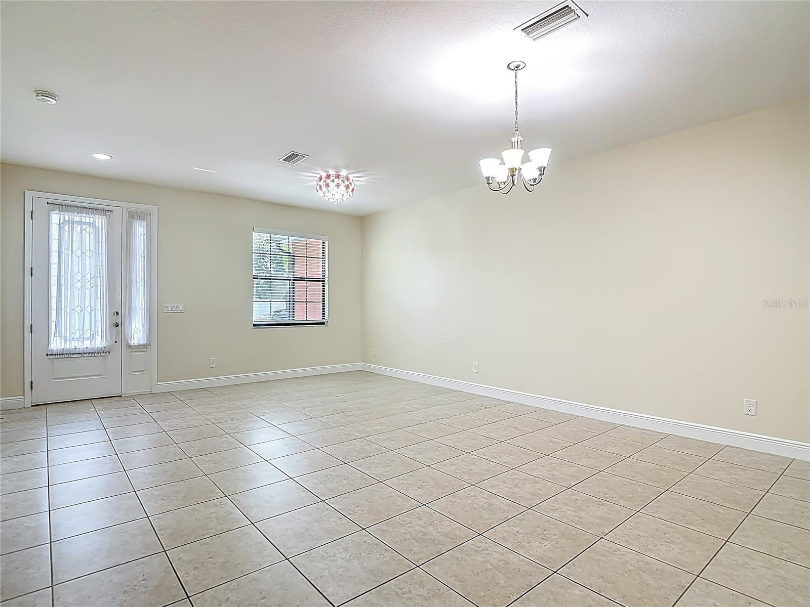 CROWN POINTE - Residential