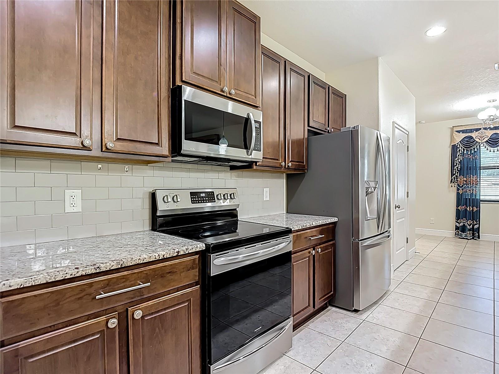 CROWN POINTE - Residential