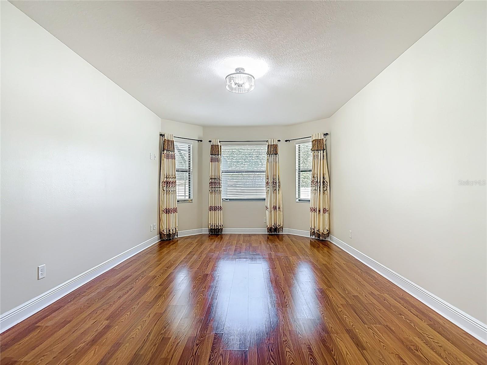 CROWN POINTE - Residential