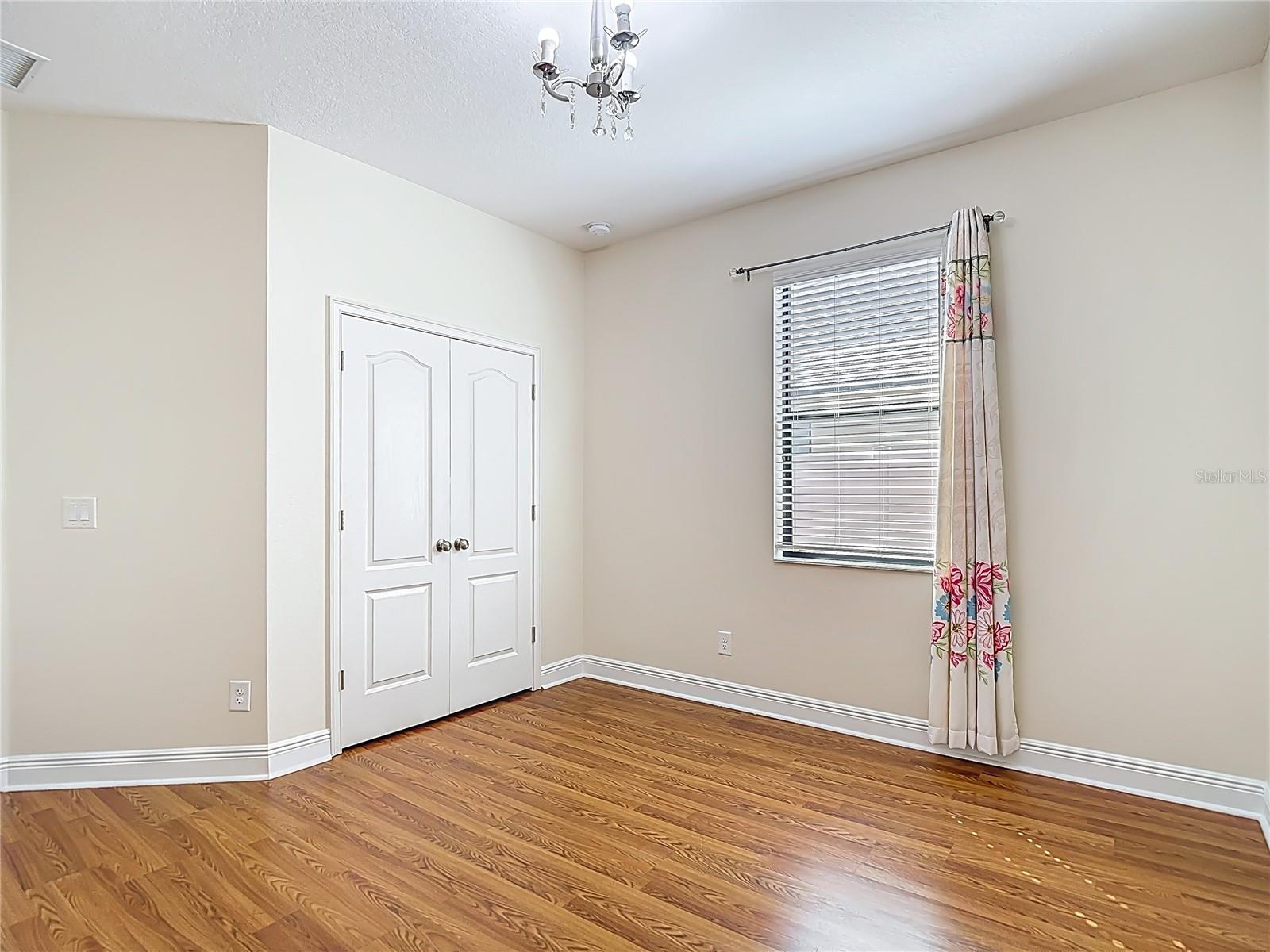 CROWN POINTE - Residential