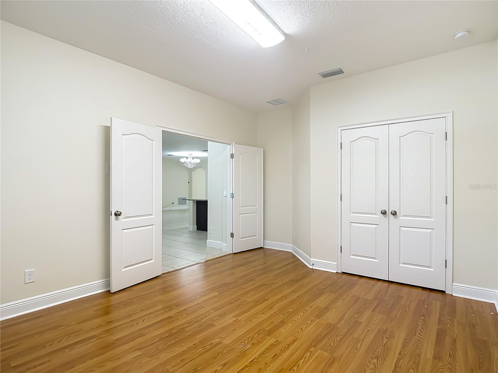 CROWN POINTE - Residential