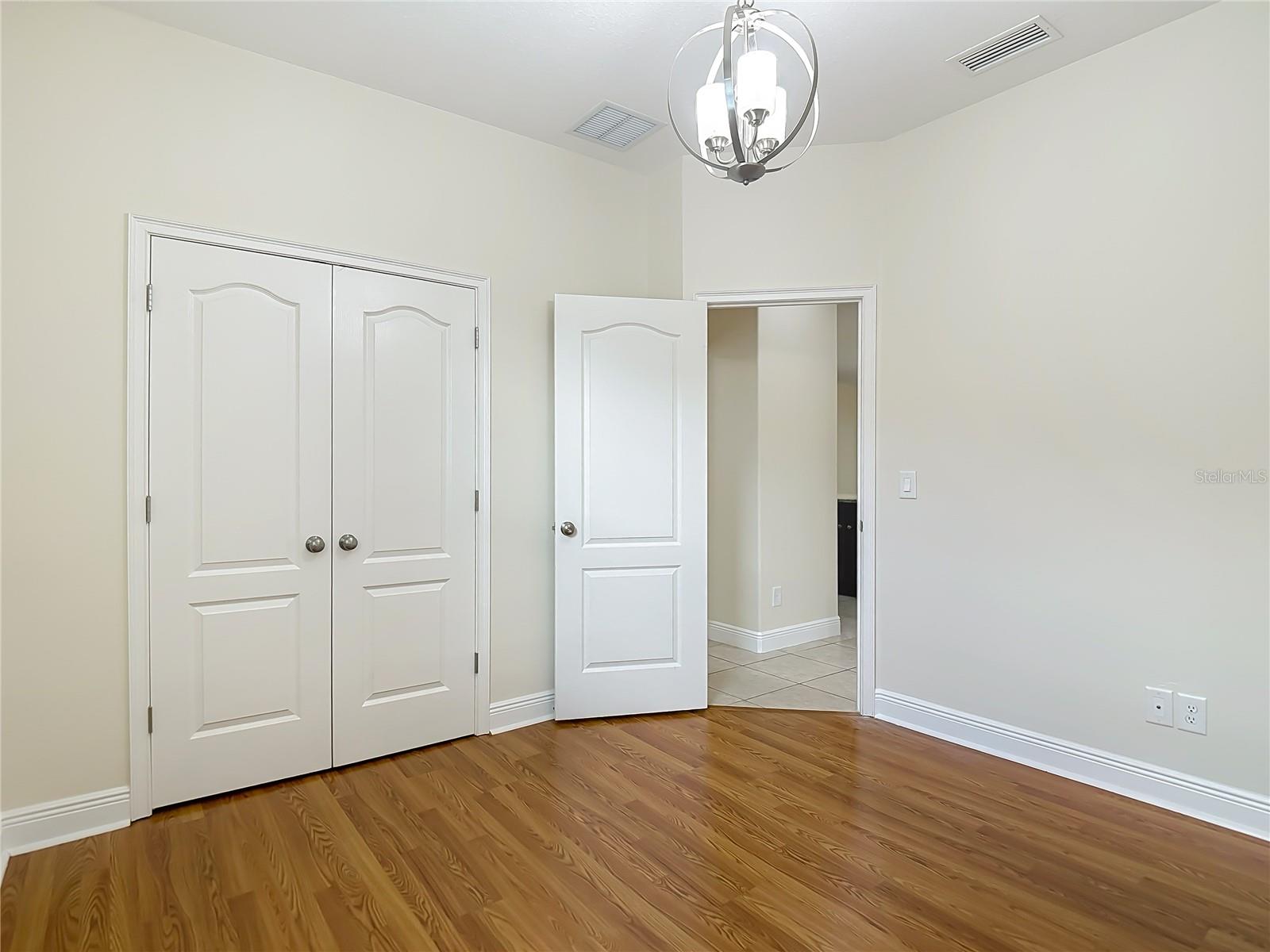 CROWN POINTE - Residential