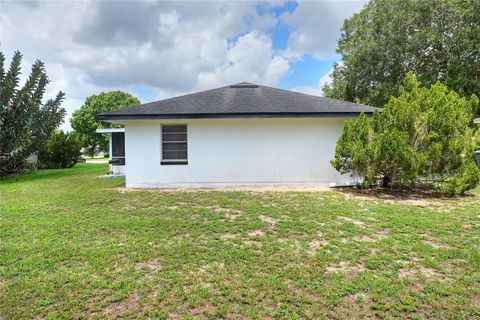 A home in WINTER HAVEN