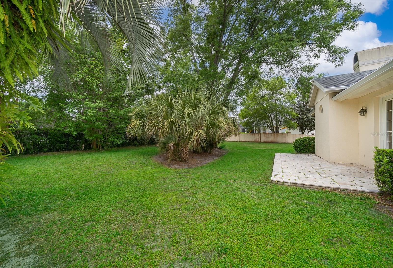 MARKHAM MEADOWS - Residential